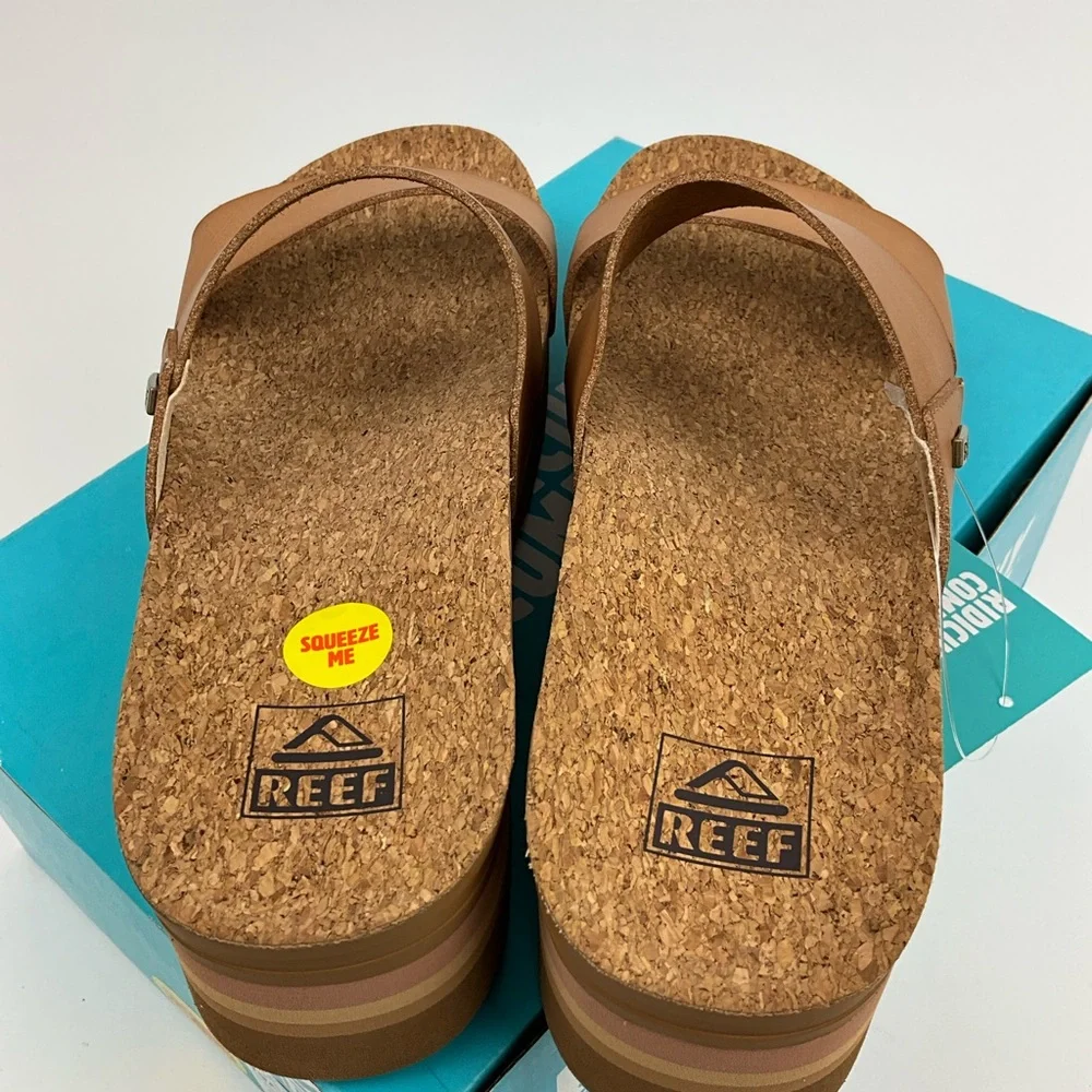 Reef Cushion Vista Hi Size 10 NIB